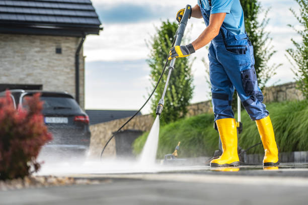 Best Pool Deck Cleaning  in Piqua, OH